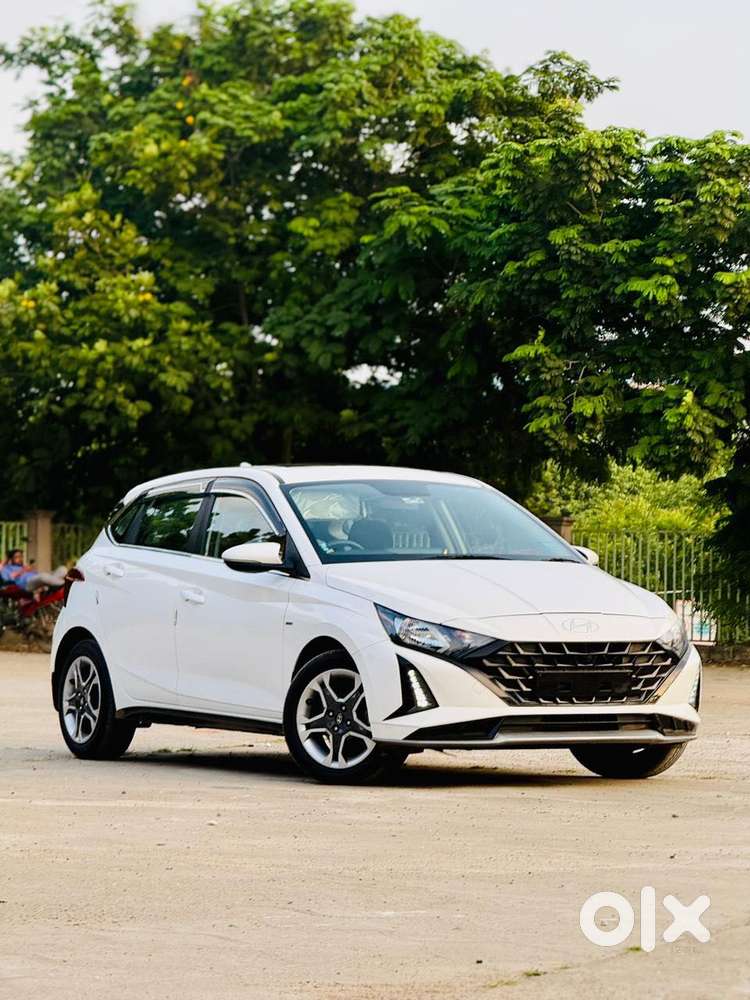 Hyundai New I20 1.2 Asta Ivt, 2025, Petrol