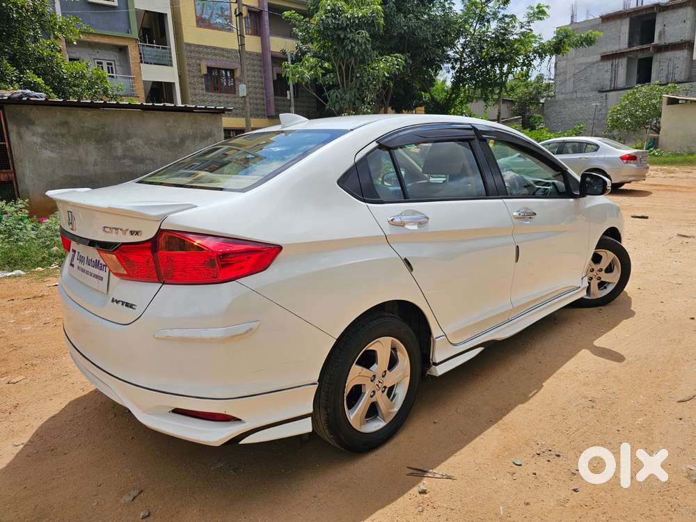 Honda City 1.5 V At Sunroof, 2015, Petrol