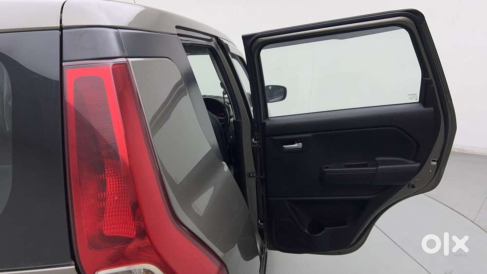 Maruti Suzuki Wagon R 1.2 Zxi Ags, 2022, Petrol