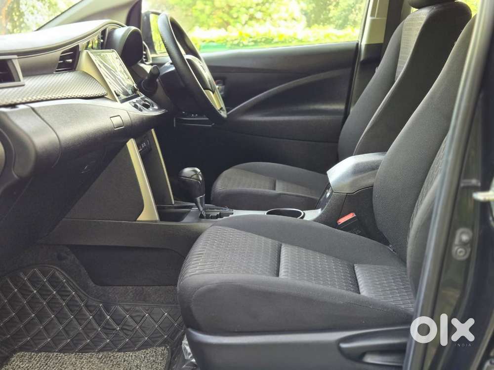 Toyota Innova Crysta [2020-ongoing] 2.7 Gx At 7 Str, 2021, Petrol