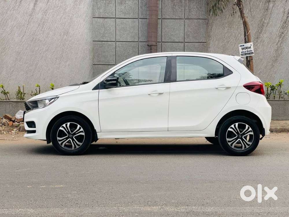 Tata Tiago 1.05 Revotorq Xt, 2023, Cng & Hybrids