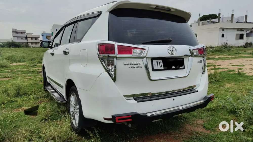 Toyota Innova Crysta 2017 Diesel 160000 Km Driven