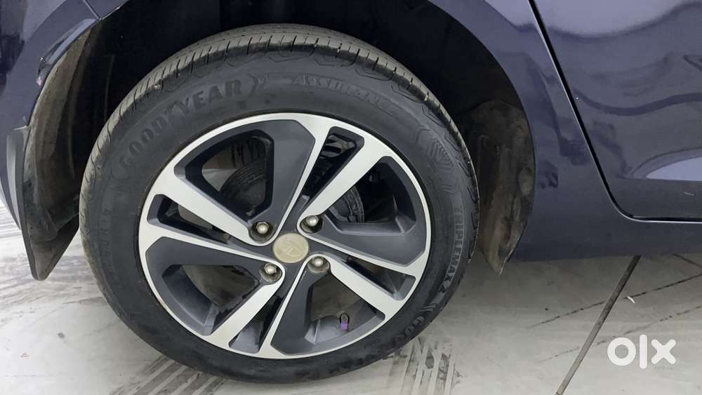 Tata Altroz Xz Plus (o) (s) Icng, 2023, Cng & Hybrids