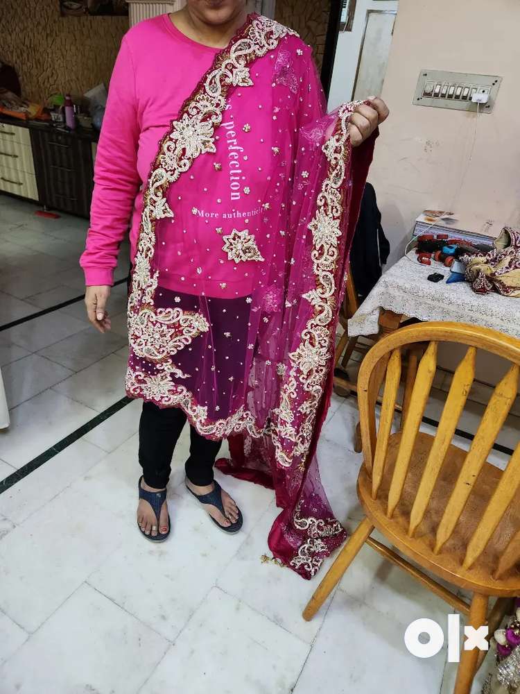 Crop top and on sale skirt in chandni chowk