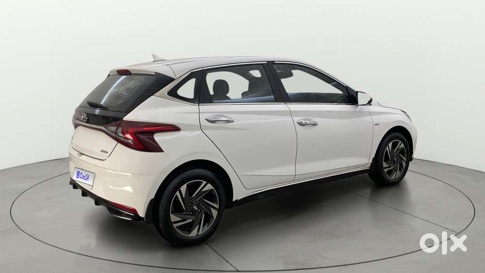 Hyundai New I20 1.2 Asta (o) Ivt, 2023, Petrol