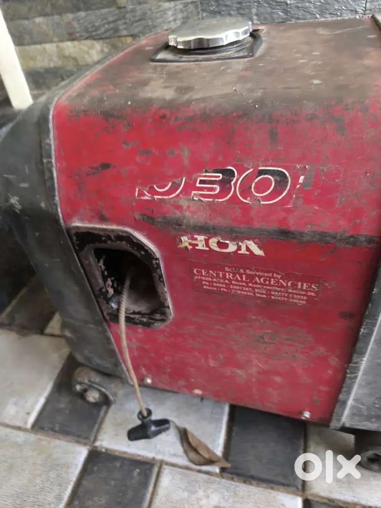 HONDA EU30i