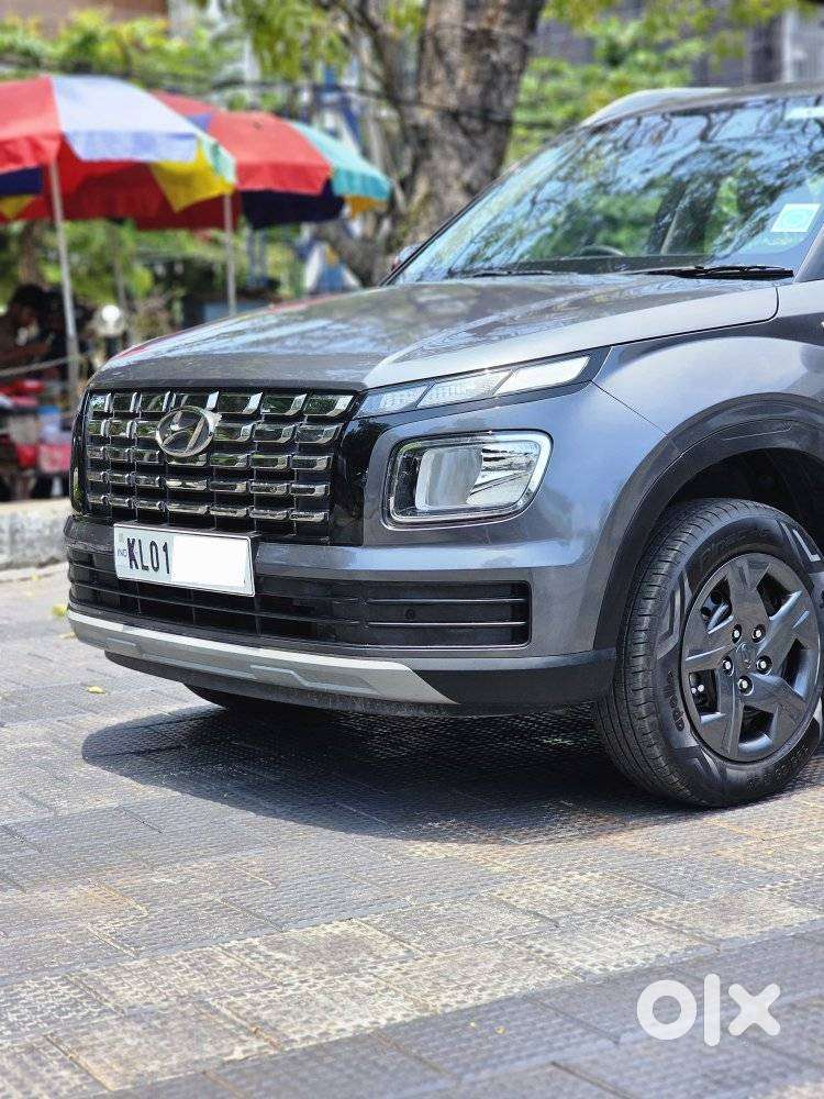 Hyundai Venue 1.2 S (o), 2023, Petrol