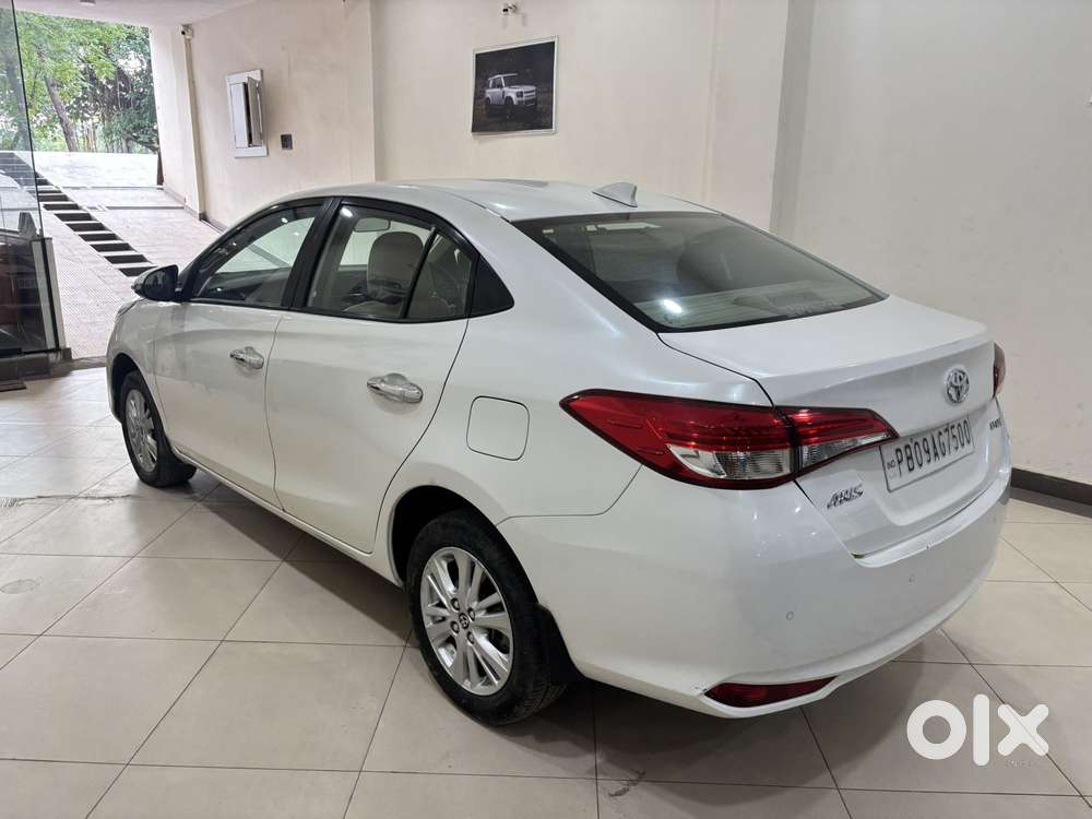 Toyota Yaris Vx Cvt, 2018, Petrol
