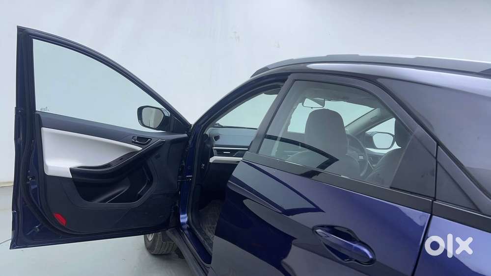 Tata Nexon Creative Plus 1.2 Revotron Petrol 7dca Dt, 2026, Petrol