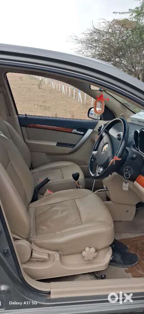 Chevrolet Aveo 2011 Petrol 65000 Km Driven