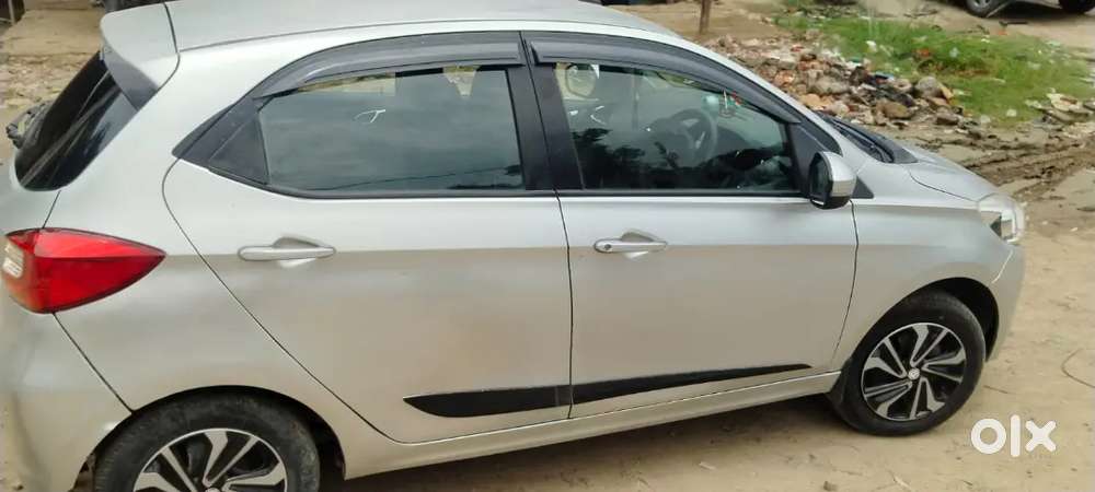 Arjent Car Leni H