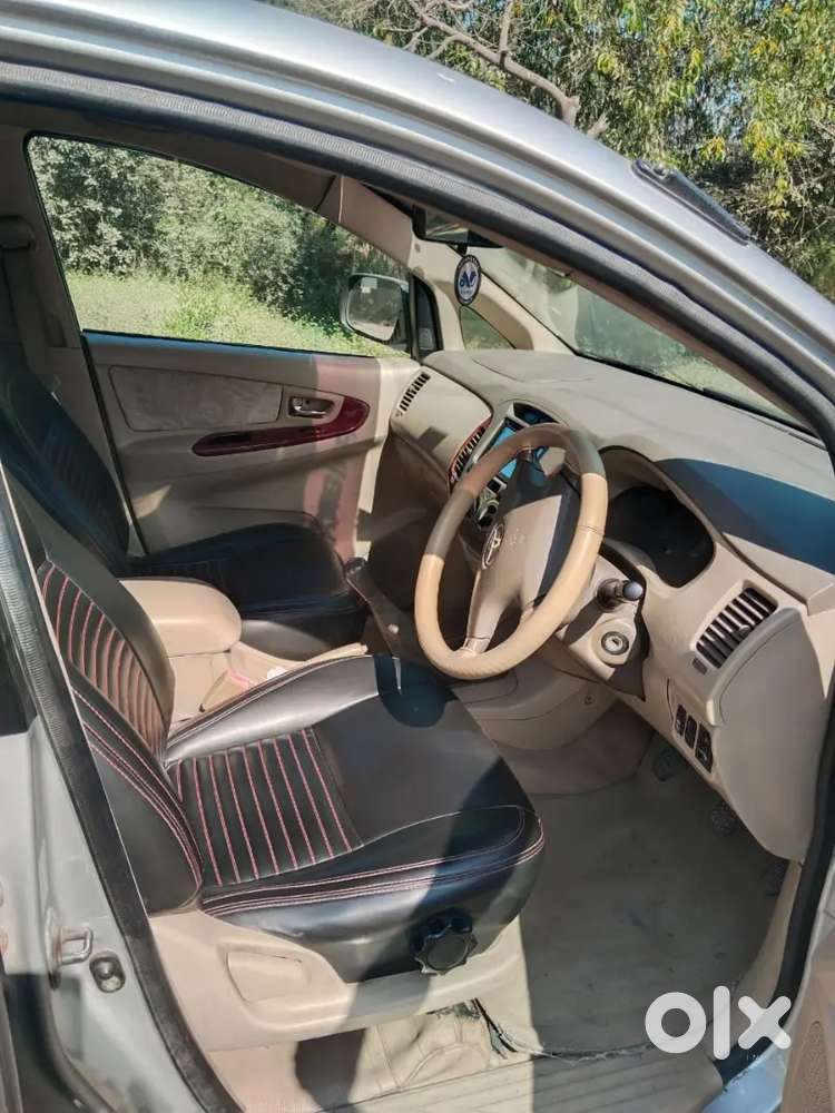 Toyota Innova 2005 Diesel 470000 Km Driven