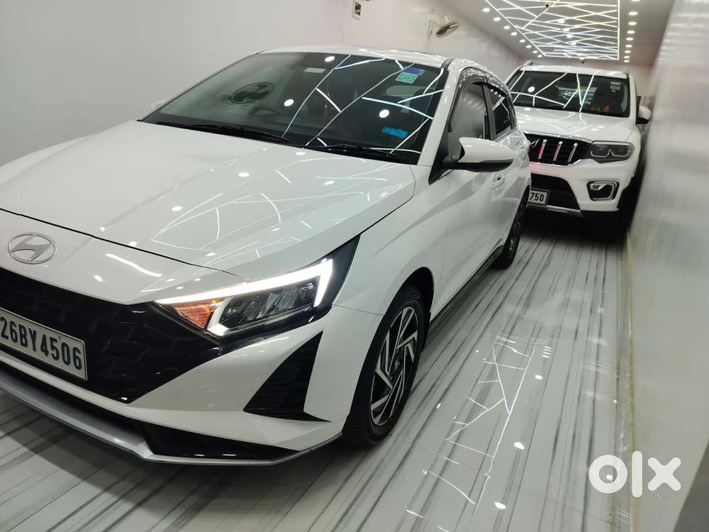 Hyundai I20 Asta (o) 1.2 Mt, 2023, Petrol