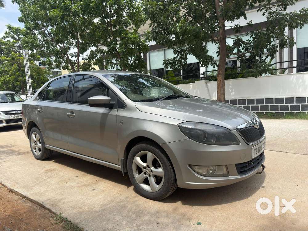 Skoda Rapid Elegance 1.6 Tdi Cr Manual, 2014, Diesel