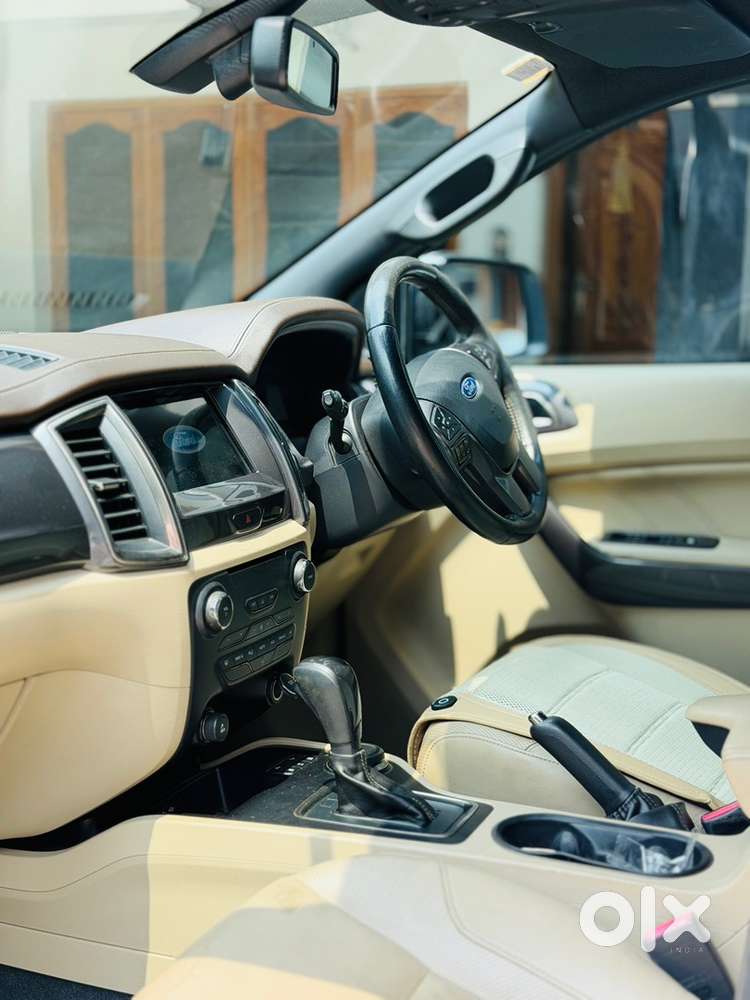 Ford Endeavour 2017