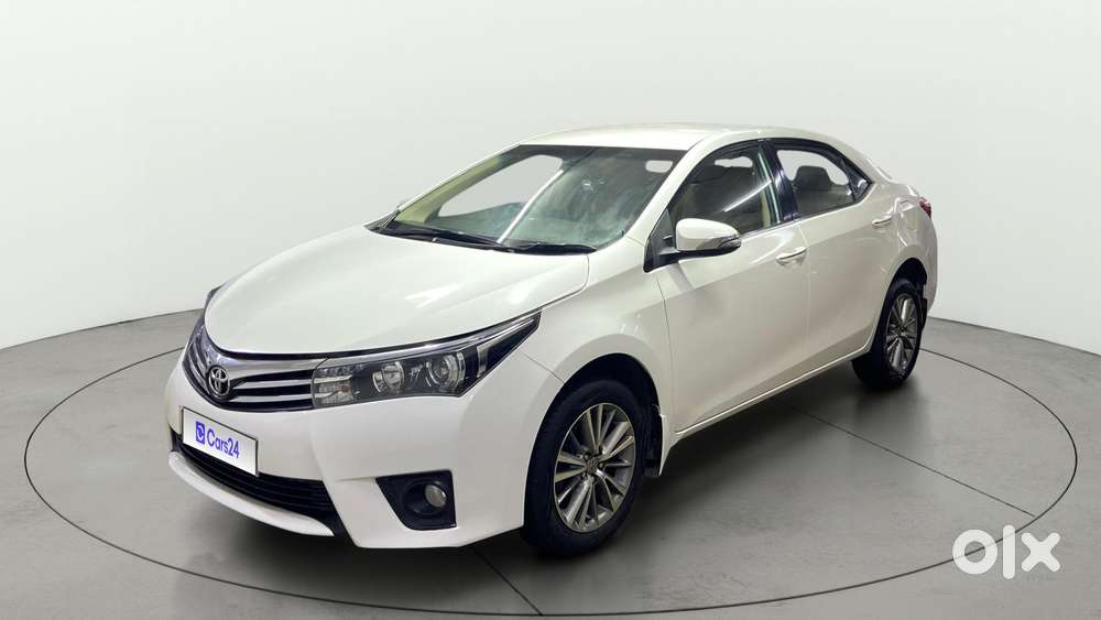 Toyota Corolla Altis 2013-2017 Vl At, 2015, Petrol