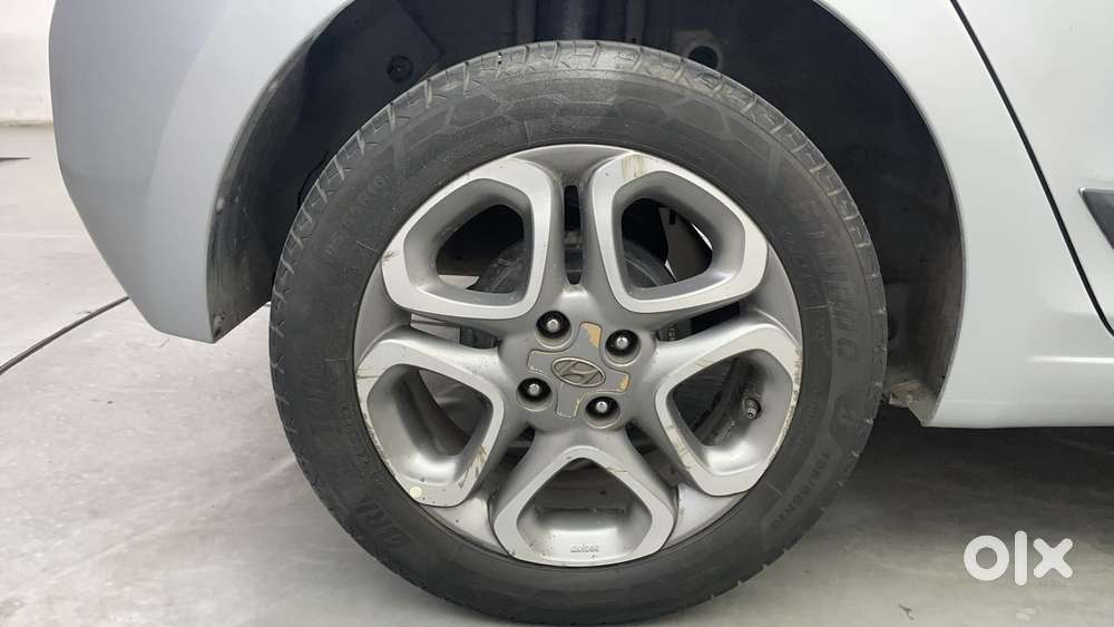 Hyundai Elite I20 1.2 Asta (o) Cvt, 2019, Petrol