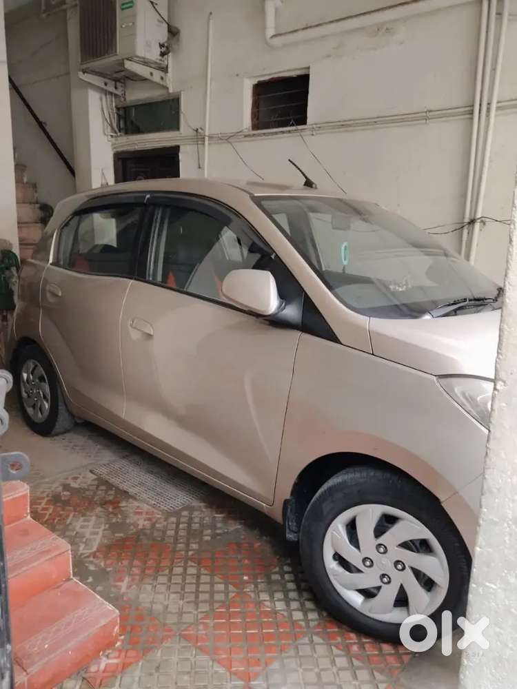 Hyundai Santro Asta, 2019