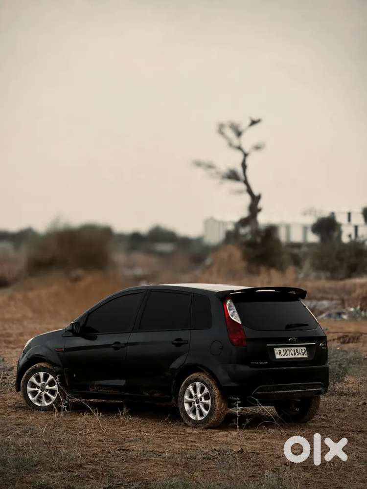Ford Figo Diesel Titanium 2012