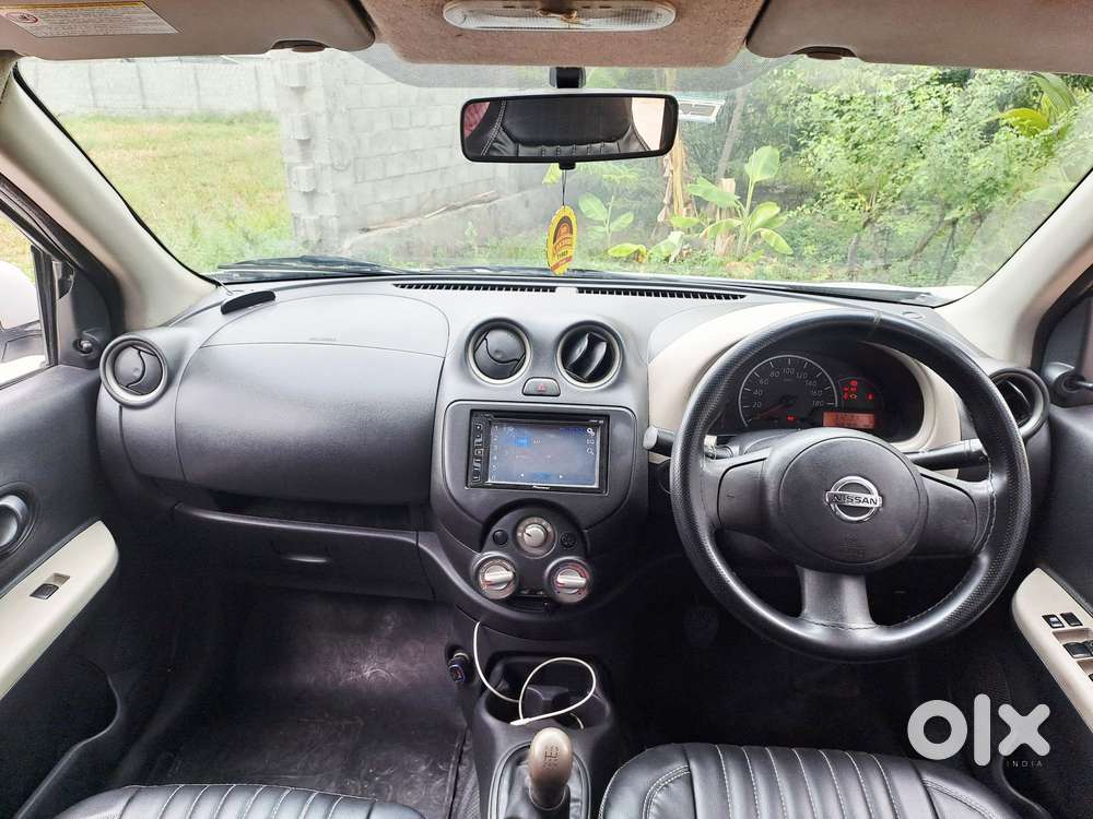 Nissan Micra Cvt Xv, 2015, Petrol