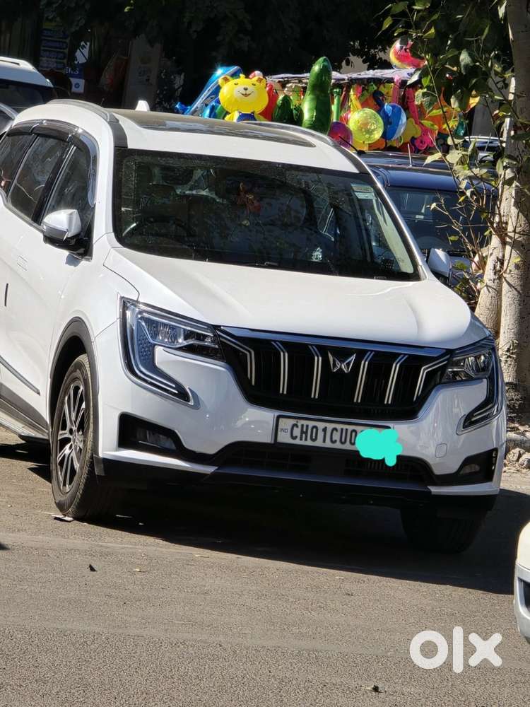 Xuv 700 White Automatic Top Model 7 Seater Luxuary Chandigarh Paid No