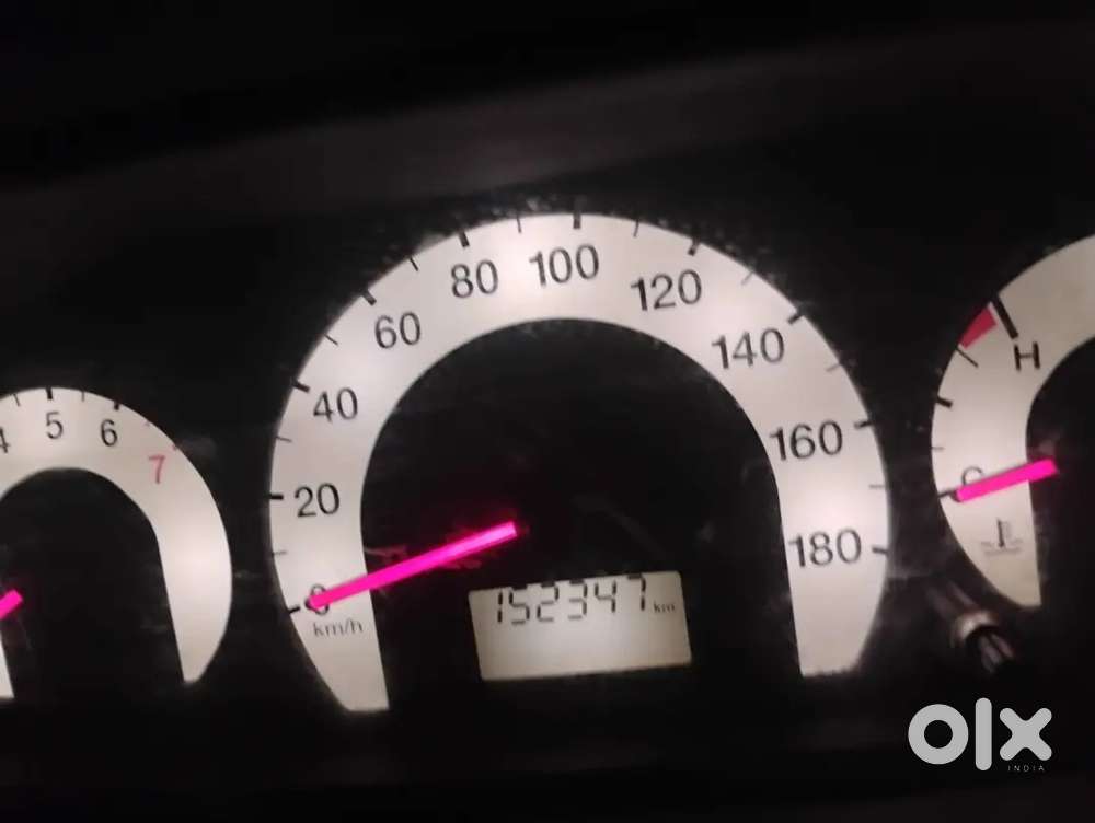 Mahindra Quanto 1.5 C8 2013
