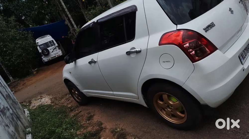 Maruti Suzuki Swift 2008 Petrol 97000 Km Driven