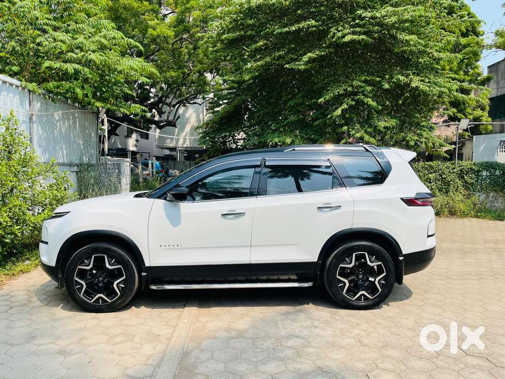 Tata Safari Accomplished Dual Tone At, 2024, Diesel