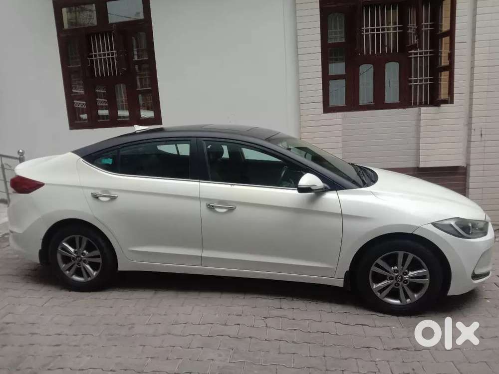New Elantra Hyundai Automatic With Sunroof Top