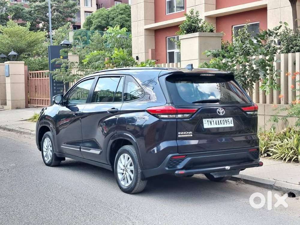 Toyota Innova Hycross Gx (o), 2024, Petrol