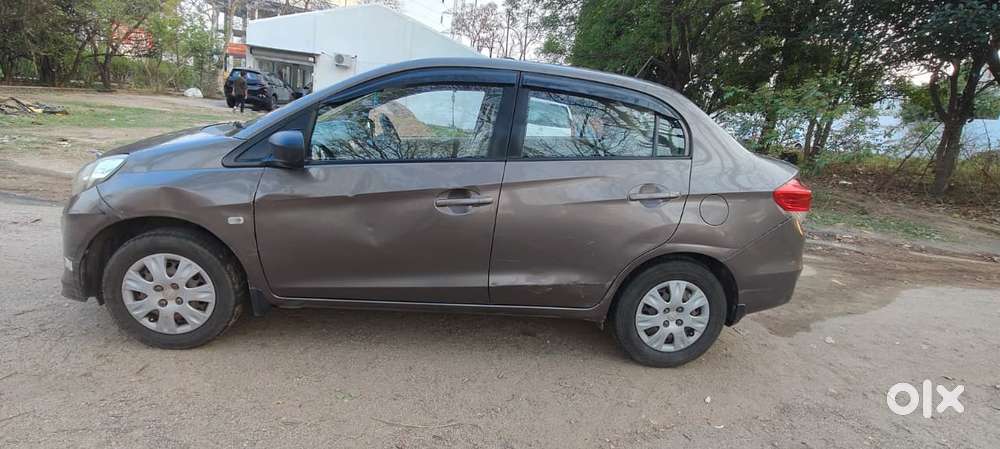 Honda Amaze V Petrol, 2013, Petrol