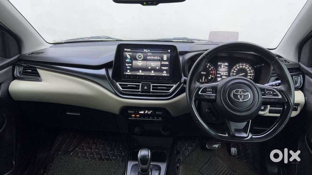 Toyota Glanza 1.2 V Amt, 2022, Petrol