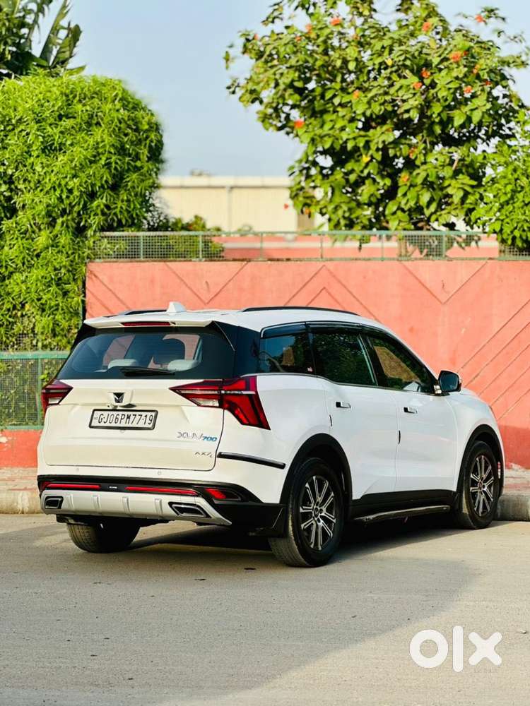 Mahindra Xuv700 2.2 Ax 7 Diesel At Luxury Pack Str Awd, 2023, Diesel