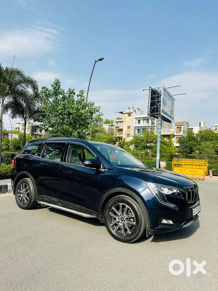 Mahindra Xuv700 2.0 Ax 7 Petrol At Str, 2022, Petrol