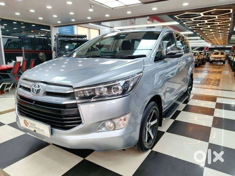 Toyota Innova Crysta 2.4 V, 2017, Diesel