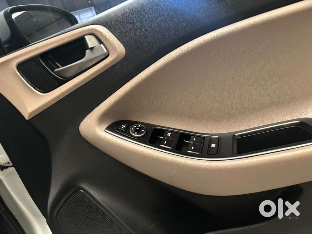 Hyundai I20 Petrol Asta Option, 2020, Petrol
