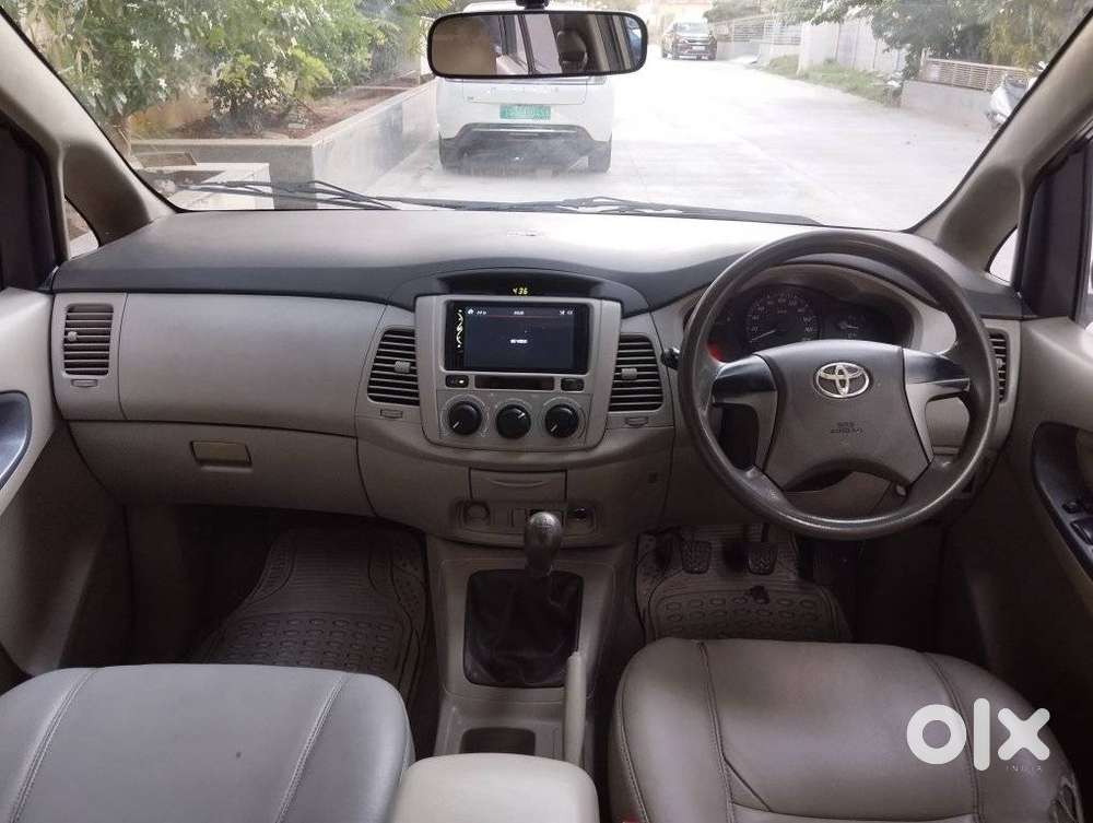 Toyota Innova 2.5 G (diesel) 8 Seater, 2012, Diesel