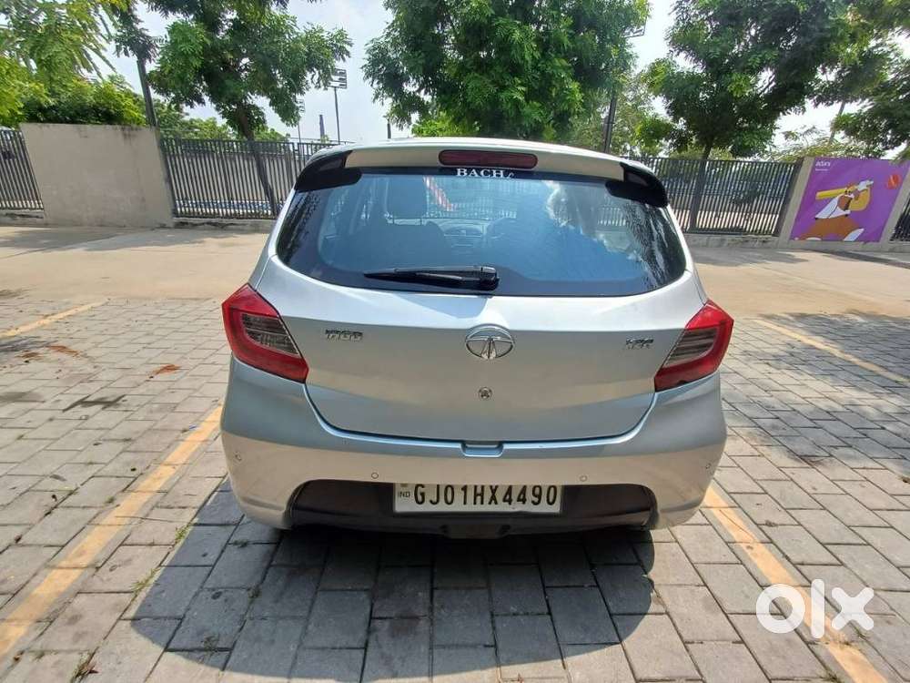 Tata Tiago 1.2 Revotron Xza, 2018, Petrol