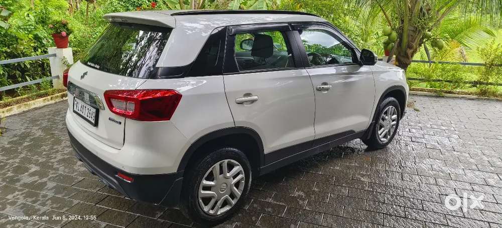 Brezza Vxi Automatic Petrol 2021, Compani Service