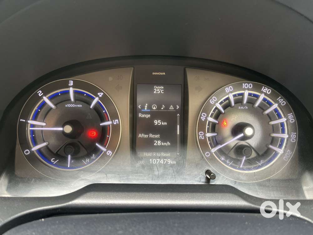 Toyota Innova Crysta 2.4 Zx Mt, 2017, Diesel