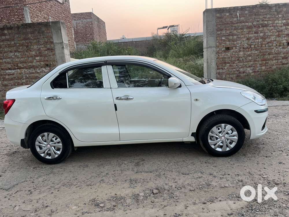 Maruti Suzuki Swift Dzire Lxi Option, 2020, Petrol