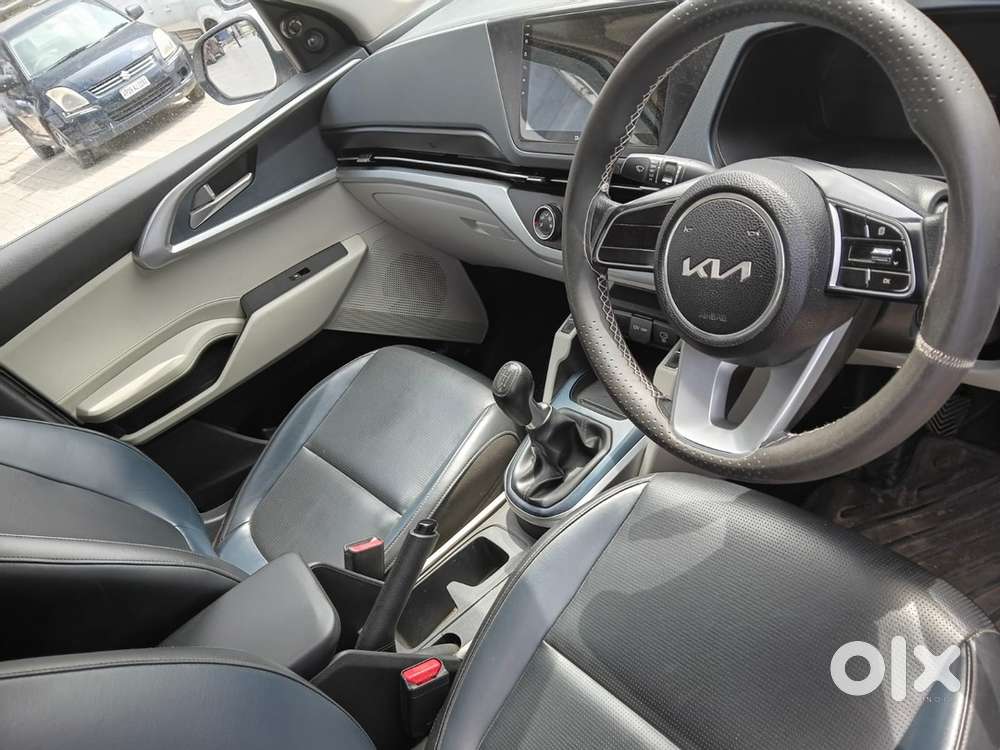 Kia Carens Petrol Manual 2022
