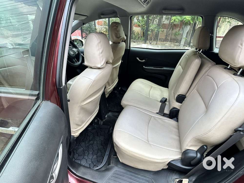Honda Br-v I-vtec V Mt, 2016, Petrol
