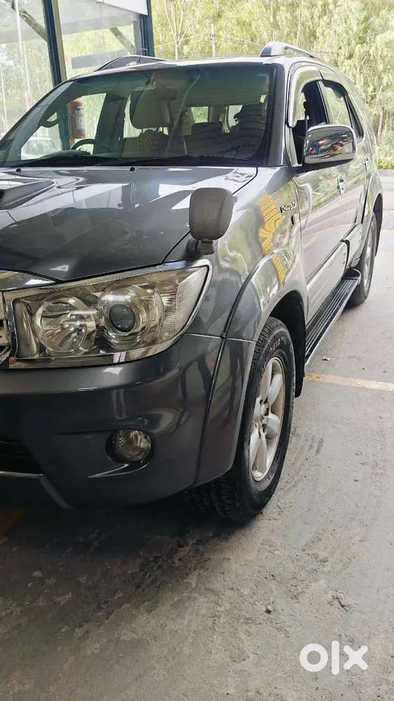 Toyota Fortuner Diesel 2010