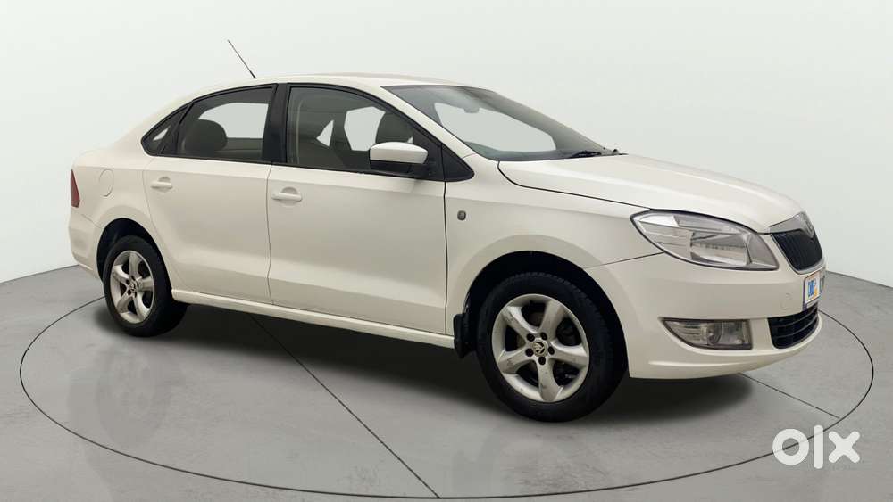 Skoda Rapid 2011-2013 1.6 Mpi At Ambition, 2013, Petrol