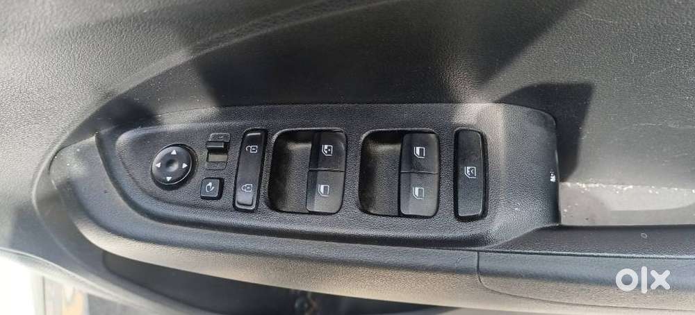 Hyundai Venue S 1.2 Petrol, 2022, Petrol