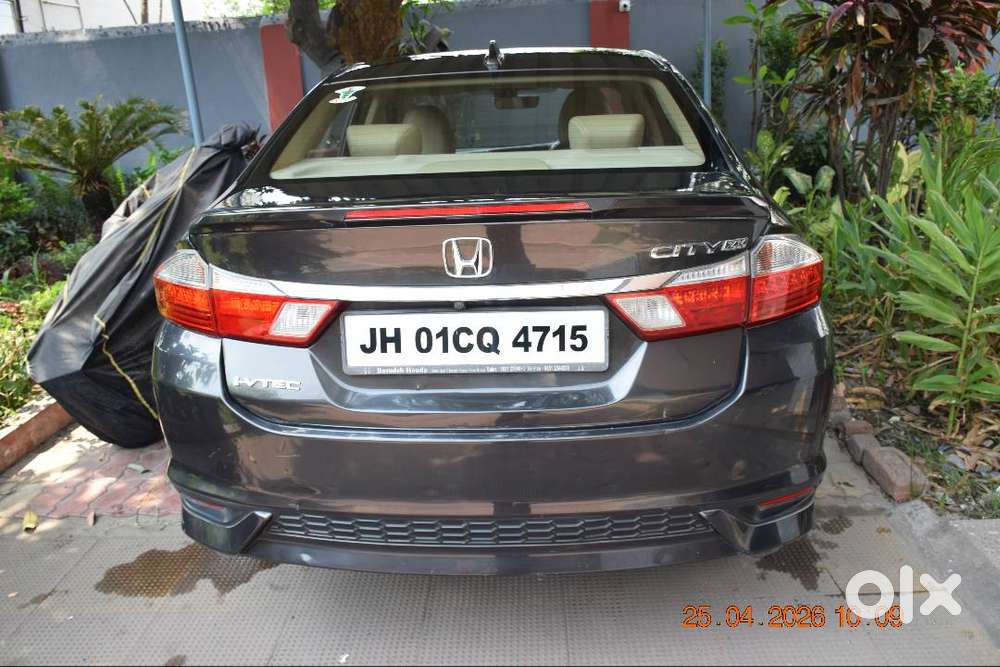 Honda City Zx 2017 Petrol Well Maintained
