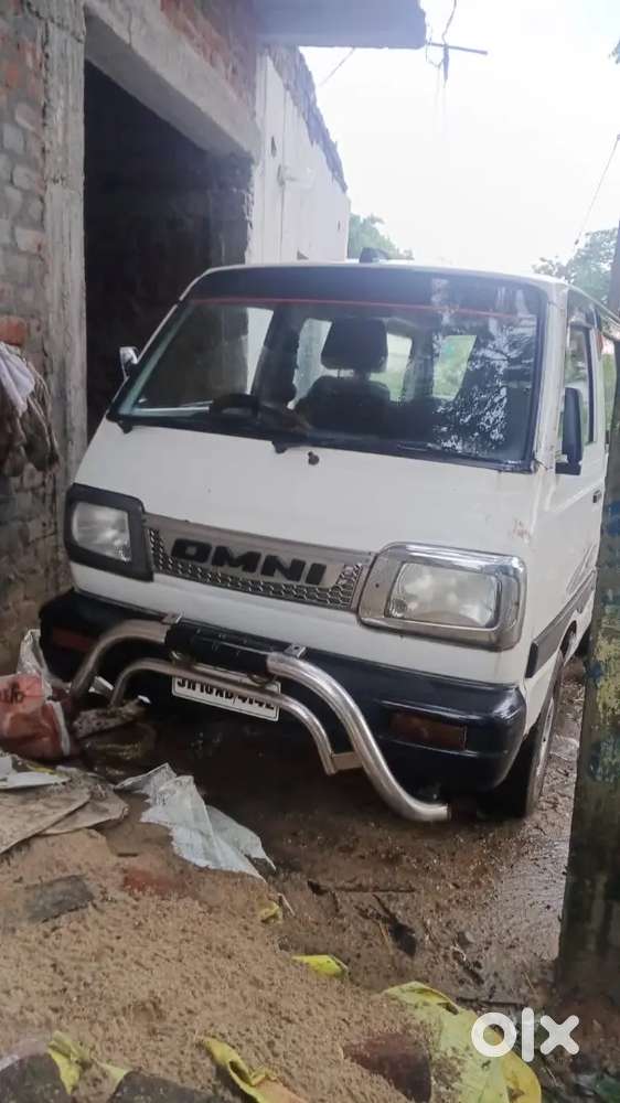 Maruti Suzuki Omni 2012