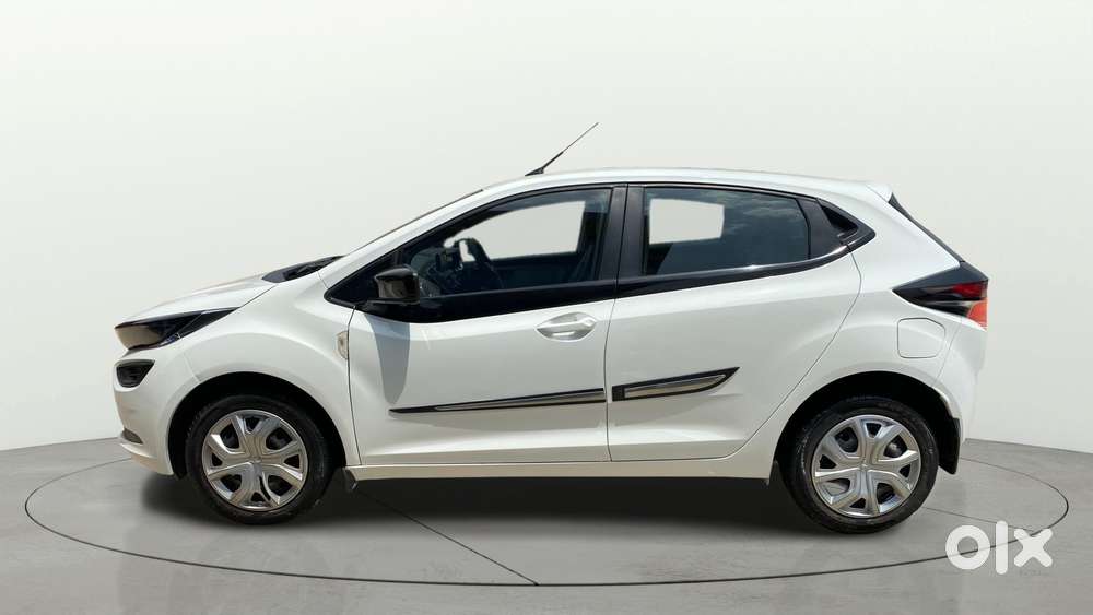 Tata Altroz 1.2 Xm Plus, 2021, Petrol