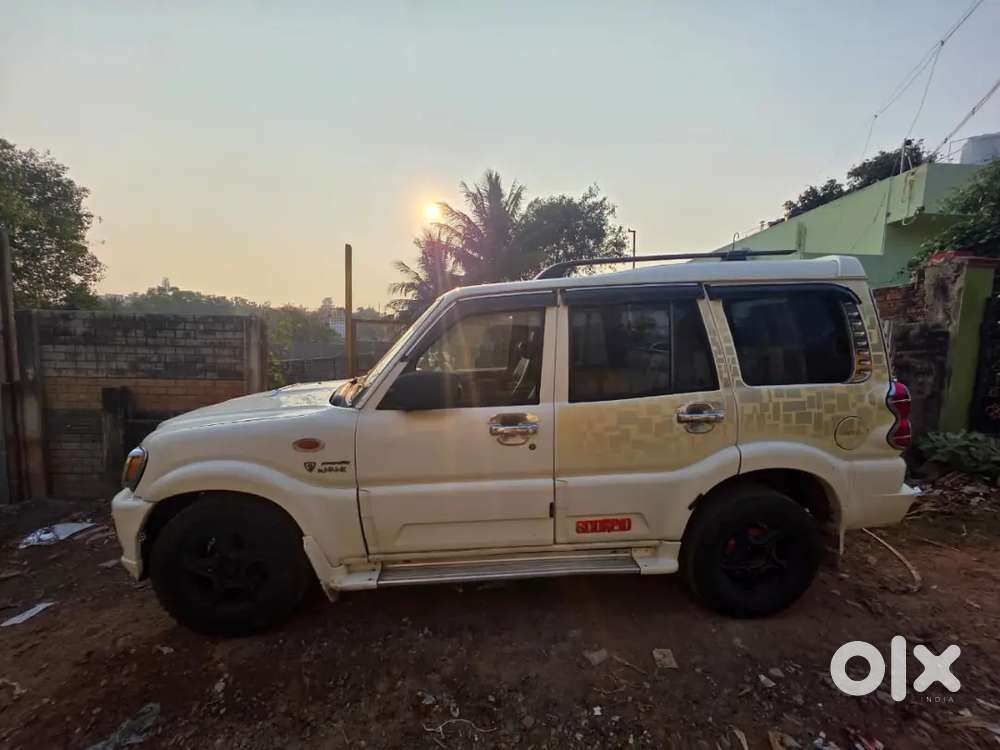 Mahindra Scorpio Classic 2010